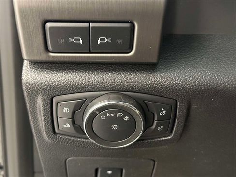 Used 2017 Ford F150 Limited w/ Trailer Tow Package image 28