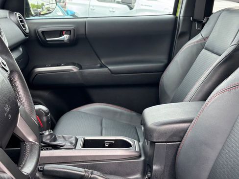 Used 2022 Toyota Tacoma TRD Pro image 12