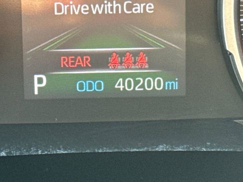 Used 2019 Toyota RAV4 XLE image 19