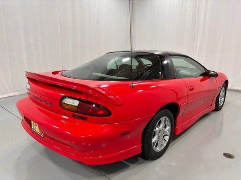 Used 2001 Chevrolet Camaro Z28 w/ Preferred Equipment Group 2 image 5