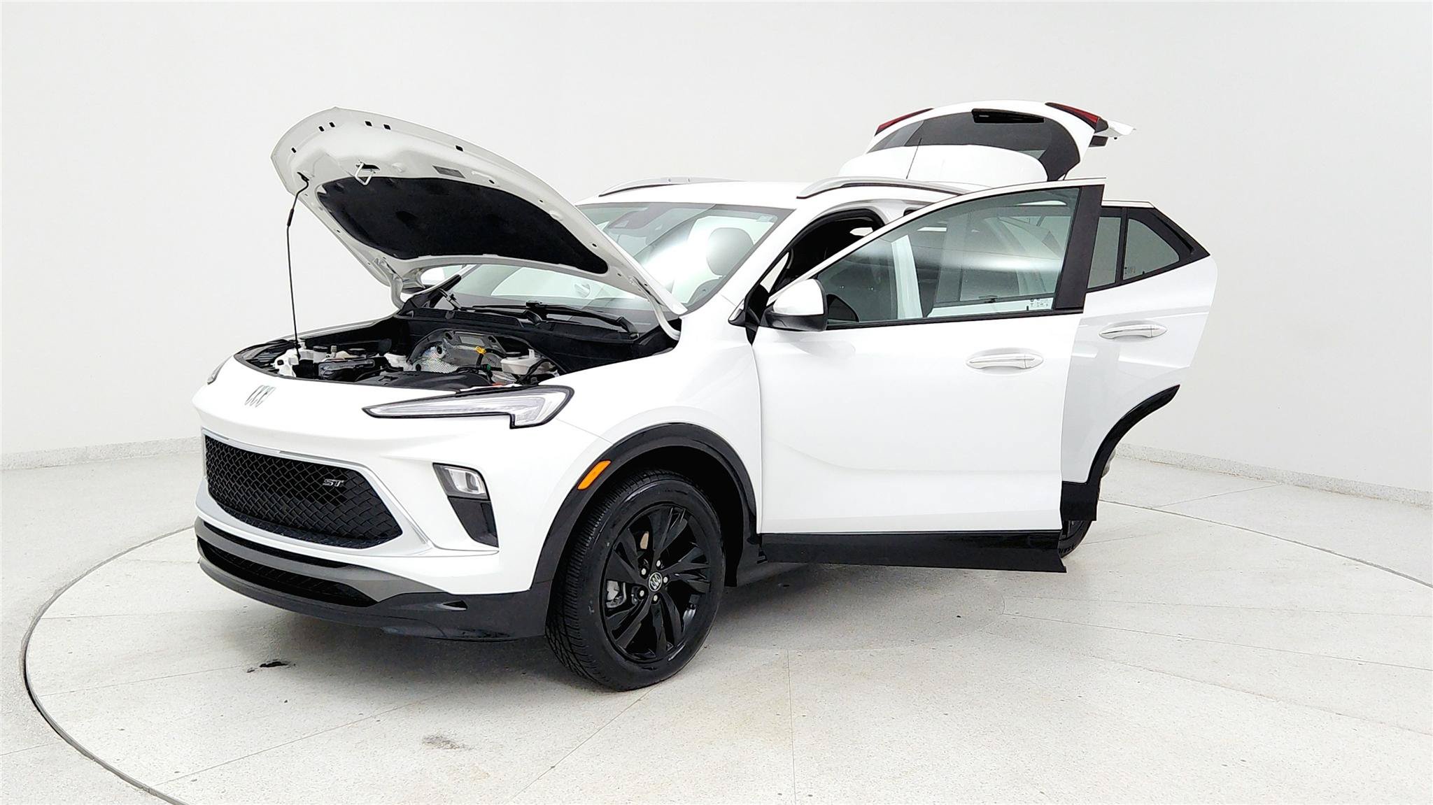 Used 2024 Buick Encore GX Sport Touring AWD/4WD image 9