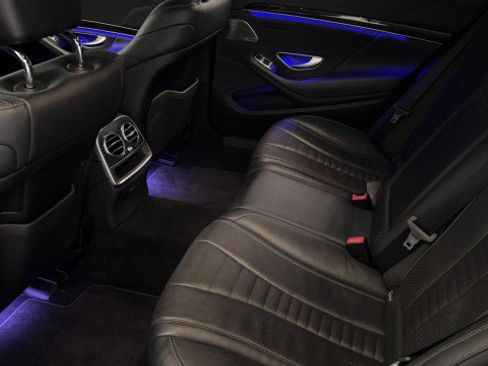 Used 2016 Mercedes-Benz S 550 Sedan image 4