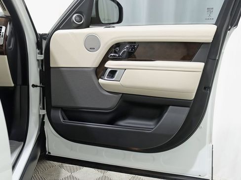 Used 2020 Land Rover Range Rover HSE AWD/4WD image 33