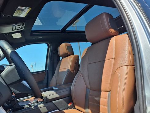 Used 2023 Toyota Tundra 1794 Edition image 7