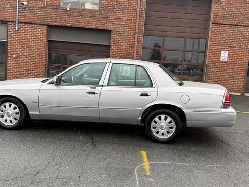 Used 2005 Mercury Grand Marquis LS image 8