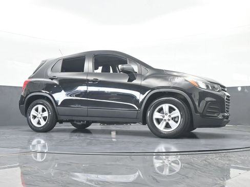 Used 2020 Chevrolet Trax LS image 46