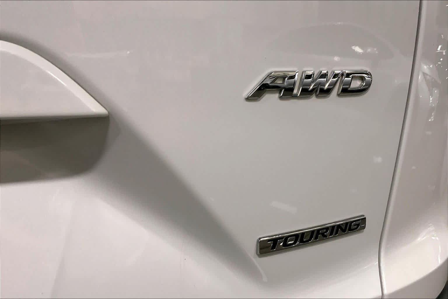 Used 2020 Honda CR-V Touring image 10