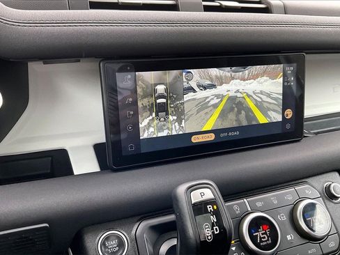 Used 2021 Land Rover Defender 110 S image 14