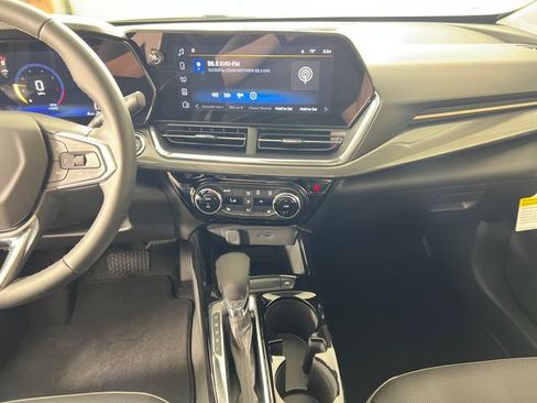 New 2026 Chevrolet Trax ACTIV w/ Driver Confidence Package FWD image 16