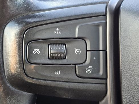 Used 2021 GMC Sierra 1500 AT4 w/ AT4 Preferred Package AWD/4WD image 17