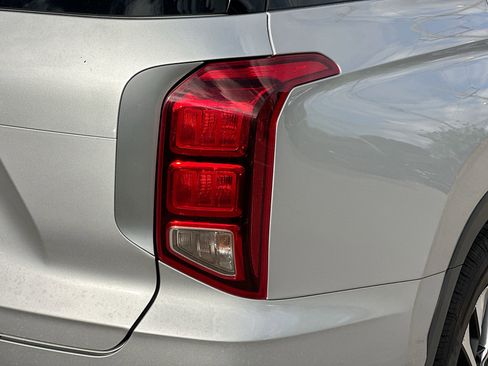 Used 2021 Hyundai Palisade SEL w/ Cargo Package image 28