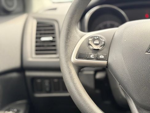 Used 2025 Mitsubishi Outlander Sport AWD image 20
