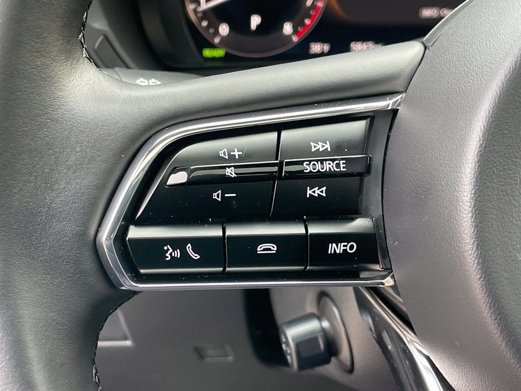 Used 2025 MAZDA CX-70 Plug-In Hybrid w/ Premium Plus AWD/4WD image 18