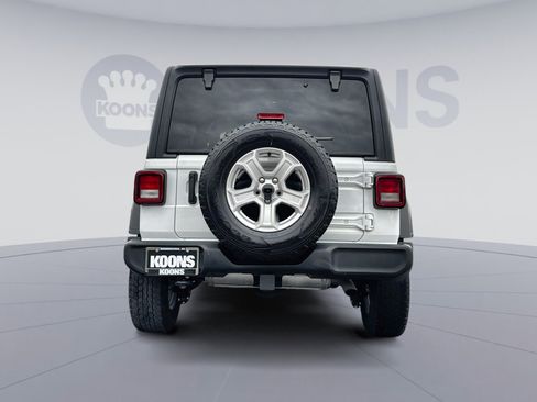 Used 2023 Jeep Wrangler Sport S image 5