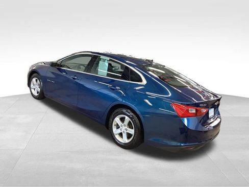 Used 2019 Chevrolet Malibu LS FWD image 3