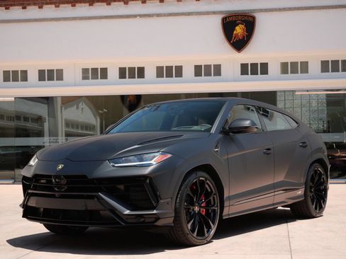 Used 2024 Lamborghini Urus S AWD/4WD image 12