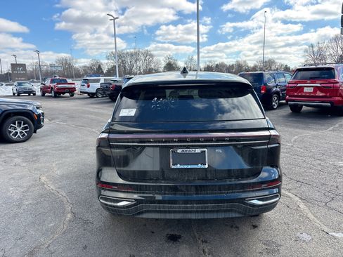New 2026 Lincoln Nautilus Premier AWD/4WD image 6