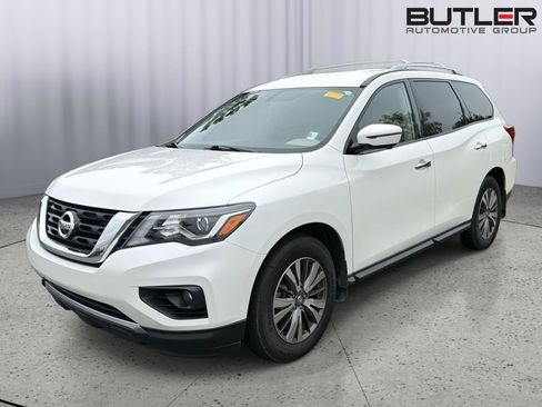 Used 2019 Nissan Pathfinder SL FWD image 1