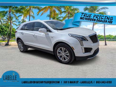 Used 2022 Cadillac XT5 Premium Luxury w/ Technology Package FWD image 1