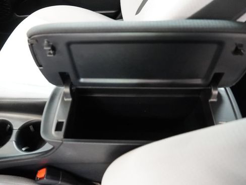 Used 2016 Toyota Prius Two w/ Protection Package FWD image 22