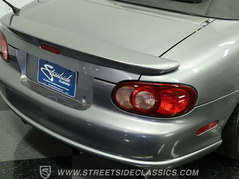 Used 2004 MAZDA MX-5 Miata MAZDASPEED RWD image 25