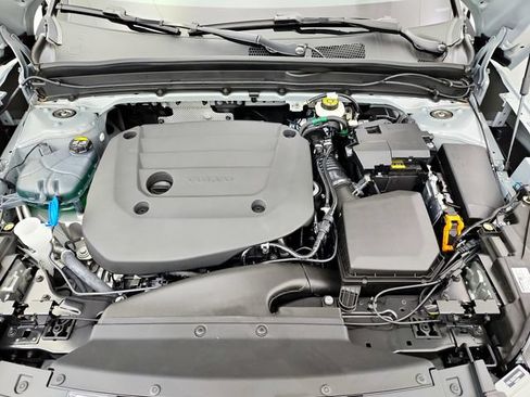 New 2026 Volvo XC40 B5 Core w/ Protection Package Premier AWD/4WD image 32