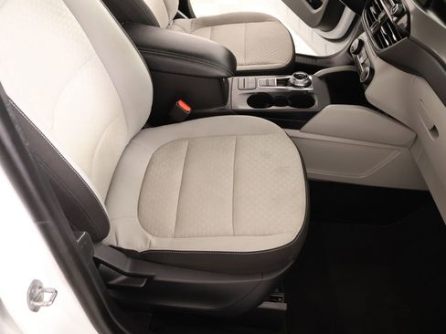Used 2025 Ford Escape Active FWD image 12