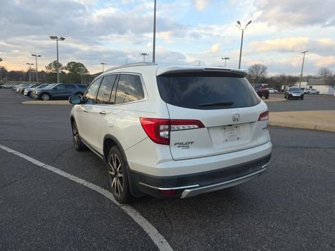 Used 2020 Honda Pilot Touring image 5