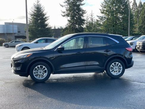 Used 2020 Ford Escape SE image 6