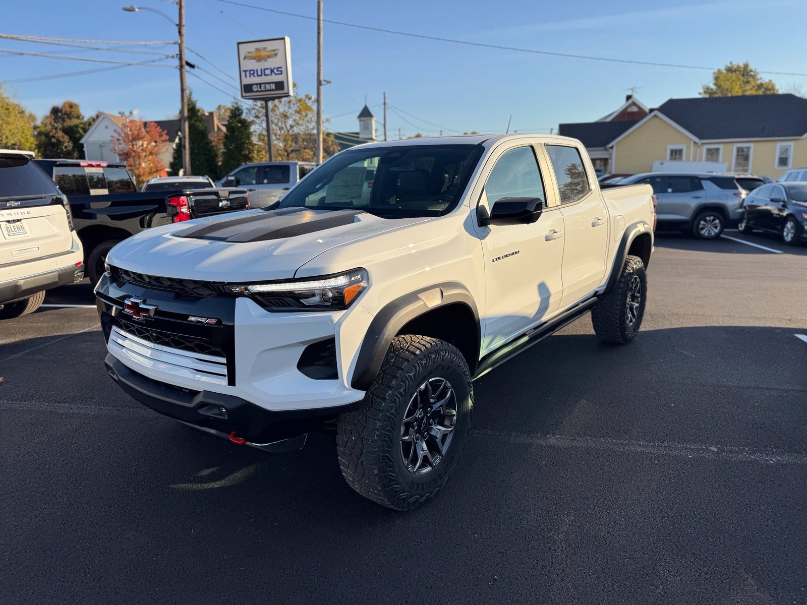 New 2026 Chevrolet Colorado ZR2 w/ Technology Package AWD/4WD image 2