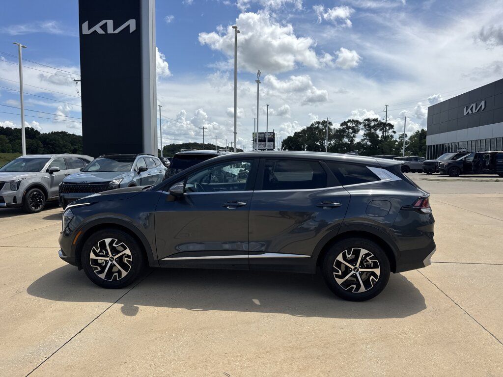 Certified 2024 Kia Sportage EX FWD image 26