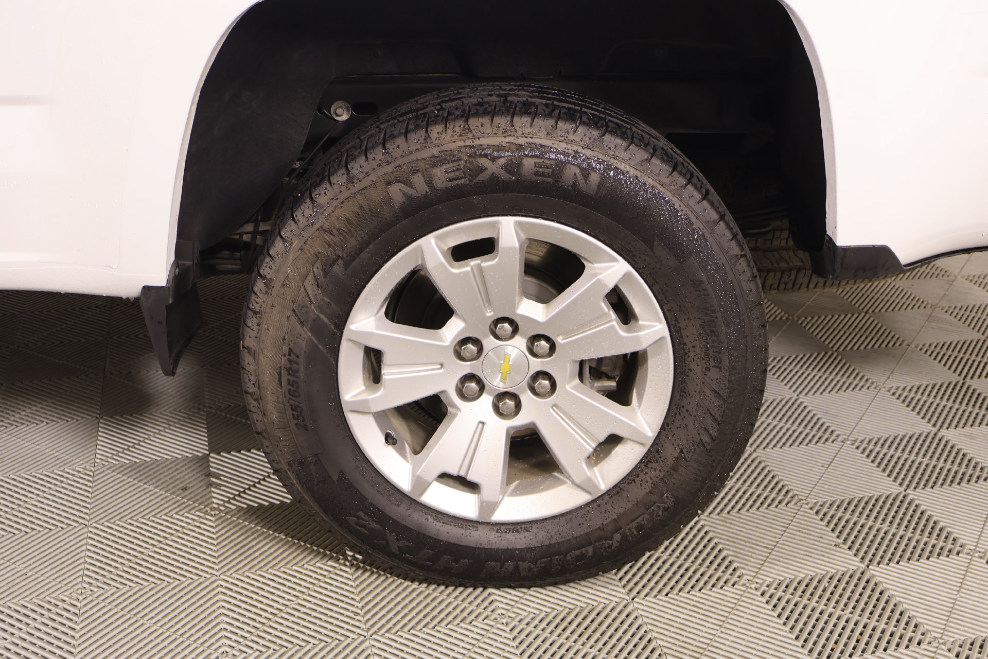 Used 2022 Chevrolet Colorado LT w/ Fleet Safety Package RWD image 17