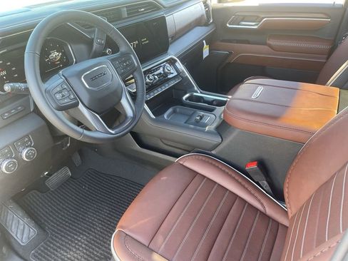 New 2026 GMC Sierra 2500 Denali Ultimate image 10