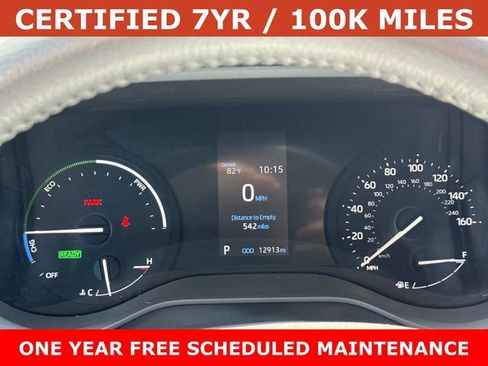 Used 2024 Toyota Sienna XLE w/ XLE Plus Package FWD image 28