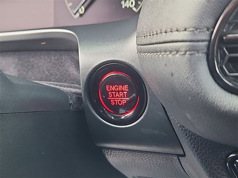 Certified 2023 Honda HR-V LX image 17