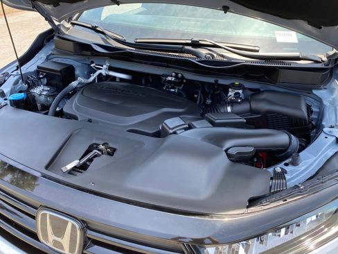 Used 2024 Honda Odyssey Sport image 24