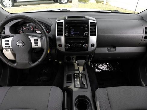 Used 2018 Nissan Frontier S w/ Work Truck Package image 10