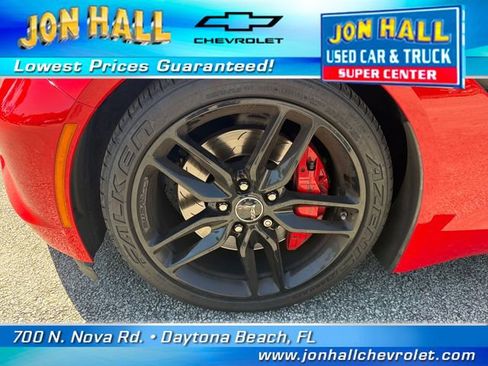 Used 2015 Chevrolet Corvette Stingray Convertible w/ 2LT Preferred Equipment Group RWD image 15