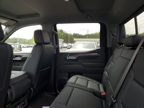 New 2026 GMC Sierra 1500 SLE w/ X31 Off-Road Package image 11