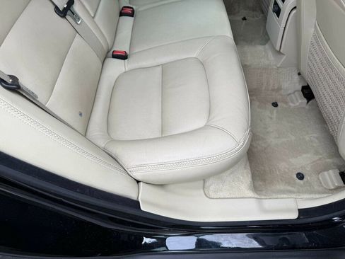 Used 2016 Volvo XC70 T5 Premier w/ Proximity Package image 49