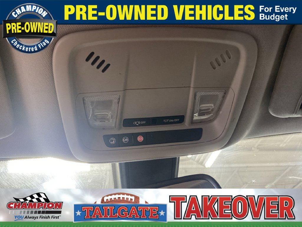 Used 2016 Chevrolet Malibu LT FWD image 25