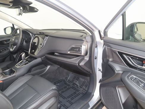 Used 2025 Subaru Outback Touring XT image 44