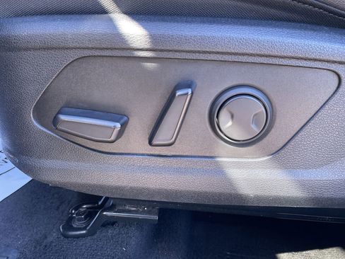 Used 2024 Kia Sportage EX image 20