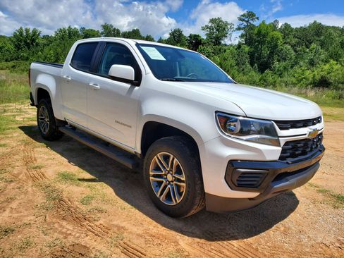 Used 2021 Chevrolet Colorado W/T RWD image 15
