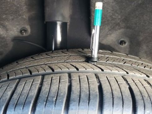 Used 2018 MAZDA CX-9 Touring w/ Touring Premium Package FWD image 39