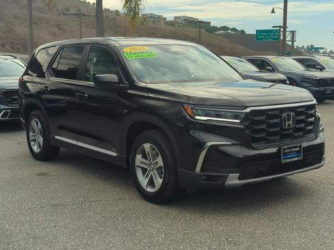 New 2025 Honda Pilot EX-L image 7