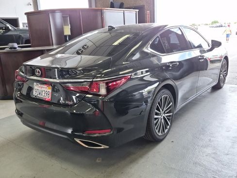 Used 2023 Lexus ES 350 w/ Premium Package FWD image 2