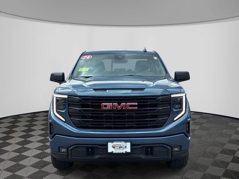Used 2024 GMC Sierra 1500 Elevation AWD/4WD image 2
