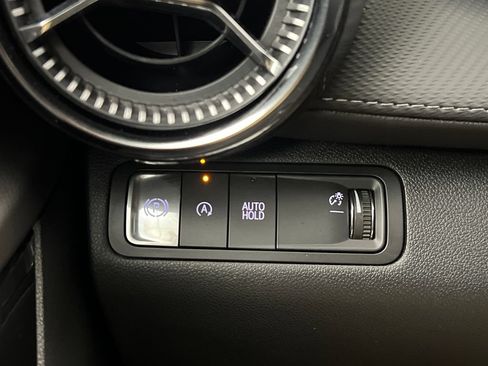 Used 2026 Chevrolet Equinox LT FWD image 47