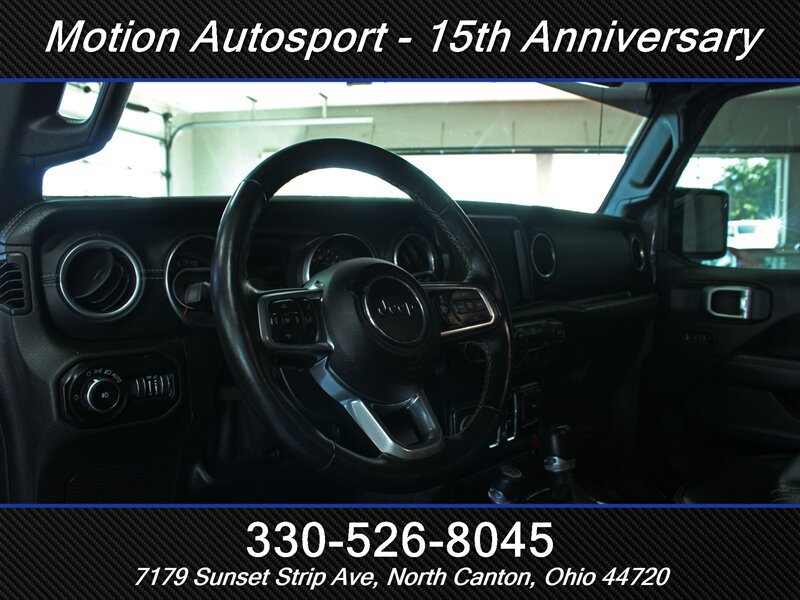 Used 2019 Jeep Wrangler Unlimited Sahara w/ Advanced Safety Group AWD/4WD image 12